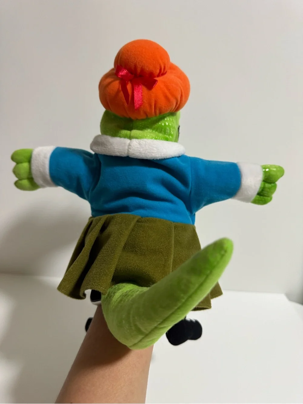 Mrs Green Teacher Alligator Hand Puppet black lagoon animal magic 12”